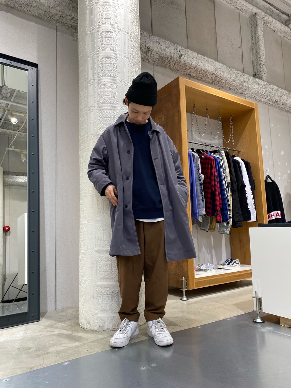 「NIKE、LHP、オーバーサイズ、ワイドパンツ、きれいめカジュアル、MARNI、春コーデ、ゆるコーデ、Dries Van Noten、WHITELAND BLACKBURN」｜「NIKEのNIKE/ナイキ/エア フォース 1 LOW '07（スニーカー、ホワイト系）」を使った、shintaro itoさん（メンズ・173cm）の春コーディネートの1枚目の写真