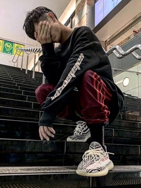 「Yeezy（イージー）のアイテム（スウェット）」を使った、ライガさん（メンズ・165cm）の春コーディネート