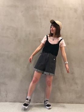 「NiCORON（ニコロン）のアイテム（パンツ）」を使った、おさかなちゃんさん（レディース・156cm）の春コーディネート