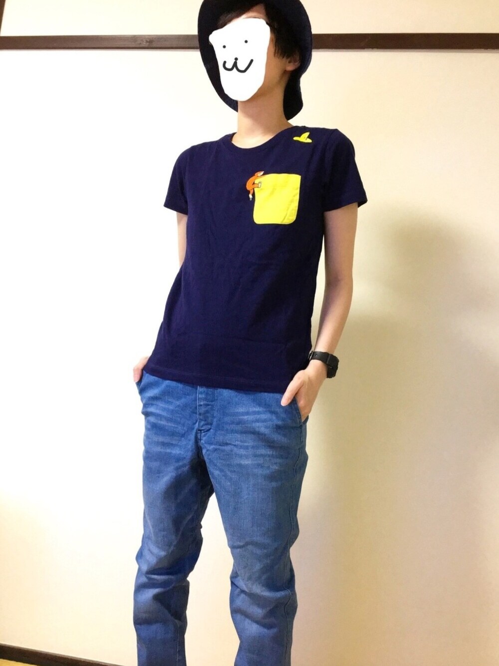 「カジュアルコーデ、Tシャツ×デニム、ジョガーパンツ、バケットハット、G-SHOCK、graniph、design tshirts store graniph、メンズライク、ポケットＴシャツ、おさるのジョージ」｜「BEAMSのアイテム（ハット、ブルー系）」を使った、とみーさん（レディース・160cm）の夏コーディネートの1枚目の写真