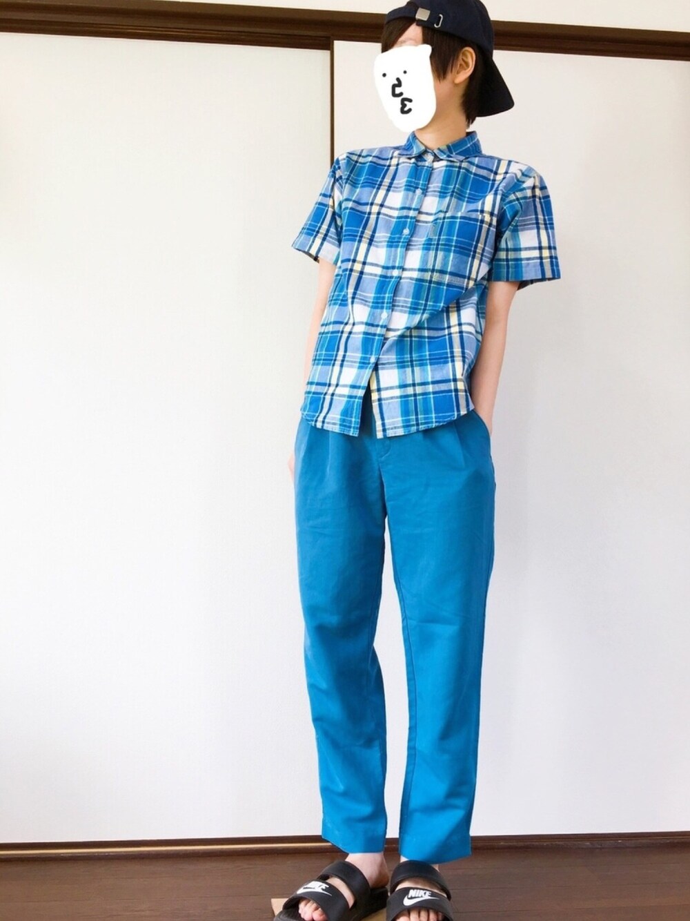 「夏のワントーンコーデ、UNIQLO、GLOBAL WORK、ベナッシ、キャップ、水色、チェックシャツ、メンズライク、ゆるコーデ、映画」｜「GLOBAL WORKの【快適機能付き】ウォッシュローキャップ/745640（キャップ、ブルー系）」を使った、とみーさん（レディース・160cm）の夏コーディネートの1枚目の写真