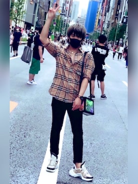 「VERSACE（ヴェルサーチ）のアイテム（パンツ）」を使った、xoxoさん（メンズ・167cm）の夏コーディネート
