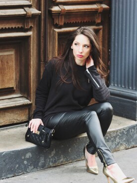 「leatherpants」｜Cynthia Schweitzerさん（レディース・150cm）の秋コーディネート