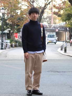 「slowgun（スロウガン）のアイテム」を使った、古川隼一朗さん（メンズ・172cm）の冬コーディネート