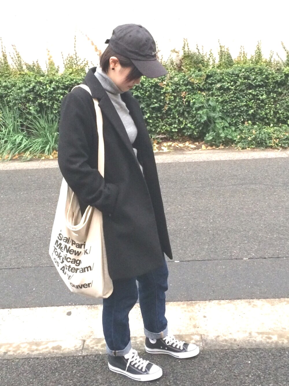 「カジュアルコーデ、シンプル、デニム」｜「GUのアイテム（キャップ、ブラック系）」を使った、YUKIさん（レディース・163cm）の冬コーディネートの1枚目の写真