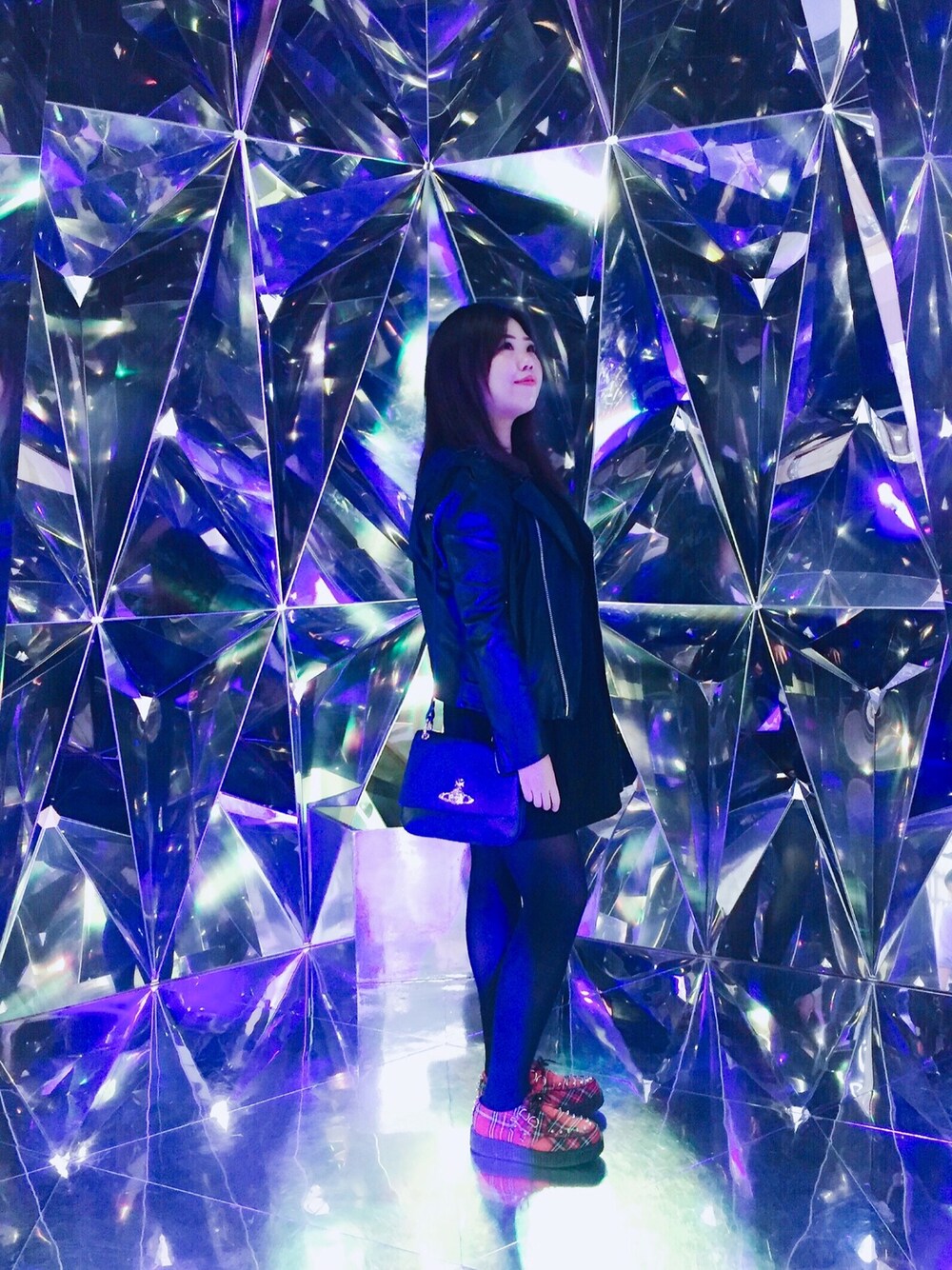 「STYLENANDAのアイテム（ジャケット/アウター、ブラック系）」を使った、Joey Wongさん（レディース・167cm）の冬コーディネートの1枚目の写真