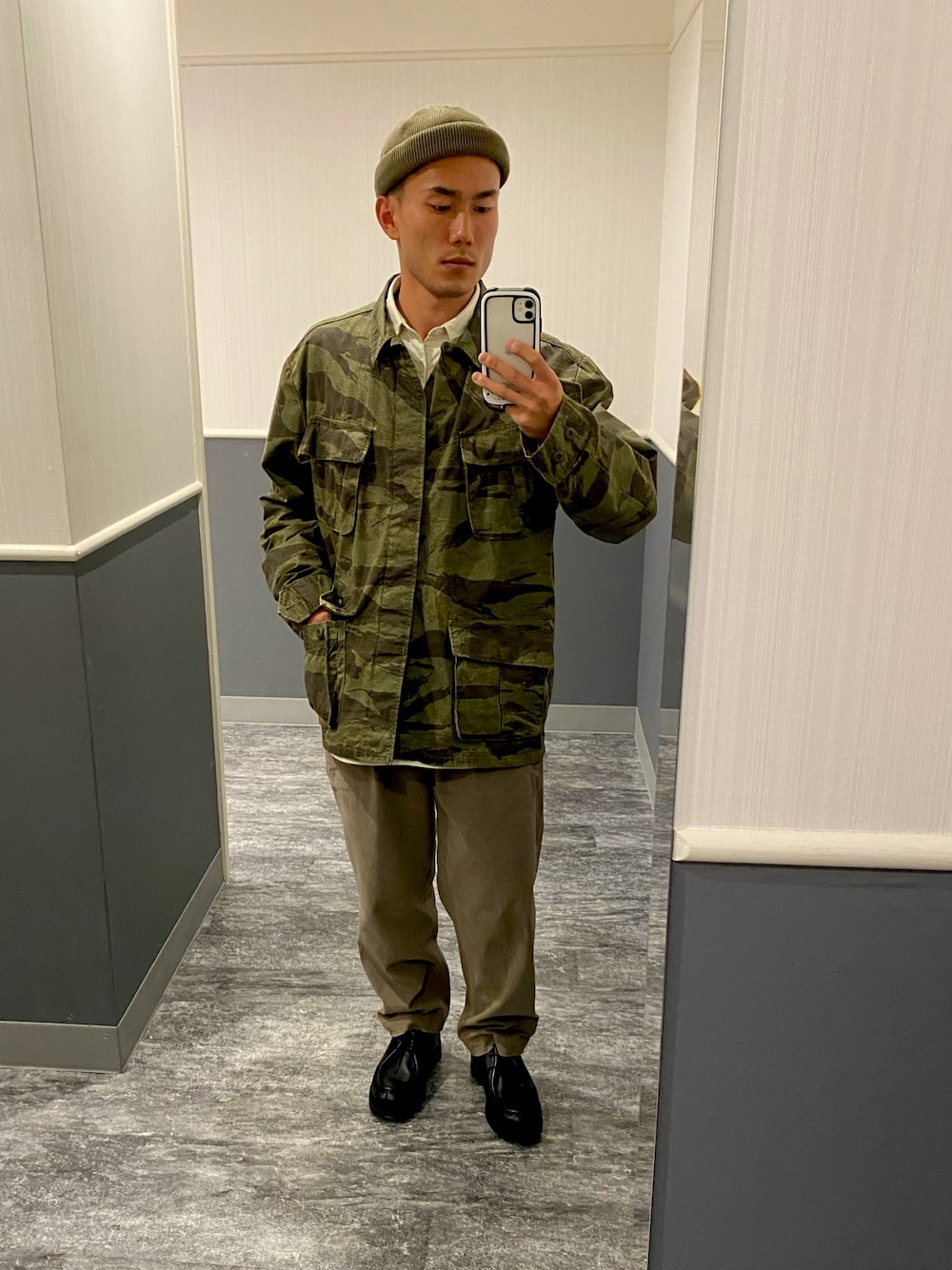 「CALEE、ミリタリー、カモ柄、Steven Alan、オーシバル」｜「RACALのロールニットキャップ / Roll Knit Cap（ニットキャップ/ビーニー、グリーン系）」を使った、pirosさん（メンズ・166cm）の春コーディネートの1枚目の写真