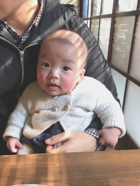 「白タイツ」｜「アイテム（オールインワン・サロペット）」を使った、nichi nichiさん（キッズ・60cm）の冬コーディネート