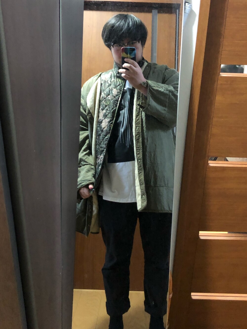 「冬コーデ、冬、個人ブランド」｜「RAMZA x The sessionsのアイテム（Tシャツ/カットソー、ホワイト系）」を使った、maco-chinさん（メンズ・172cm）の冬コーディネートの1枚目の写真