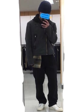 「ニットキャップ」｜「アイテム（ライダースジャケット）」を使った、Koshiさん（メンズ・175cm）の冬コーディネート