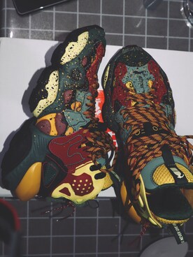 「Li-Ning（リーニン）のアイテム」を使った、比克大魔王さん（レディース・168cm）の秋コーディネート