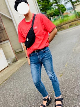「ANDERSSON BELL（アンダースンベル）のアイテム（Tシャツ/カットソー）」を使った、こへいさん（メンズ・178cm）の夏コーディネート