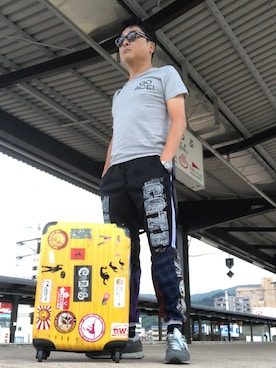 COTE MER のカーゴパンツを使った人気ファッション