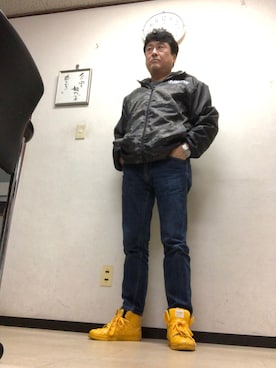 「鬼デニム（オニデニム）のアイテム」を使った、Shinji Tsuruさん（メンズ・173cm）の冬コーディネート