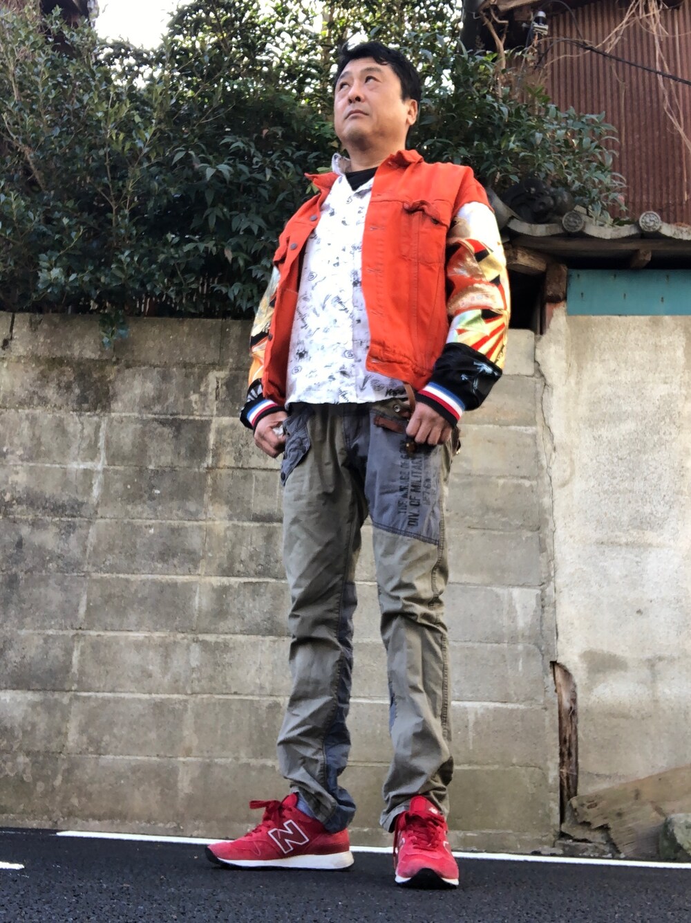 「COTE MER のアイテム（ジャケット/アウター、オレンジ系）」を使った、Shinji Tsuruさん（メンズ・173cm）の春コーディネートの1枚目の写真