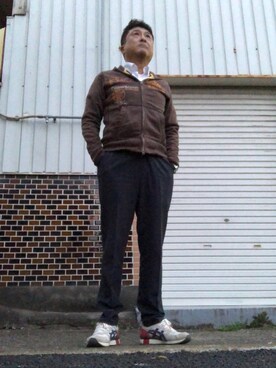 「TAKEO KIKUCHI（タケオキクチ）のアイテム（スラックス）」を使った、Shinji Tsuruさん（メンズ・173cm）の春コーディネート