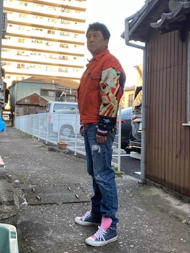 「Abercrombie&Fitch（アバークロンビーアンドフィッチ）のアイテム（デニムパンツ）」を使った、Shinji Tsuruさん（メンズ・173cm）の冬コーディネート