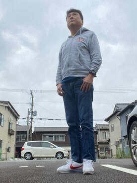 「BLUE BLUE（ブルーブルー）のアイテム（デニムパンツ）」を使った、Shinji Tsuruさん（メンズ・173cm）の春コーディネート