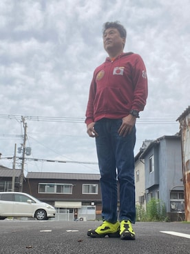 「BLUE BLUE（ブルーブルー）のアイテム（デニムパンツ）」を使った、Shinji Tsuruさん（メンズ・173cm）の夏コーディネート