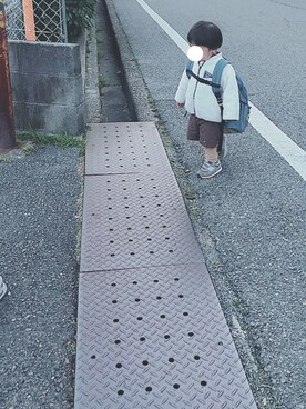 「BeBe（ベベ）のアイテム（その他アウター）」を使った、suUuさん（キッズ・80cm）の春コーディネート