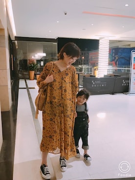 「Lee（リー）のアイテム（サロペット/オーバーオール）」を使った、ににさん（レディース・163cm）の秋コーディネート