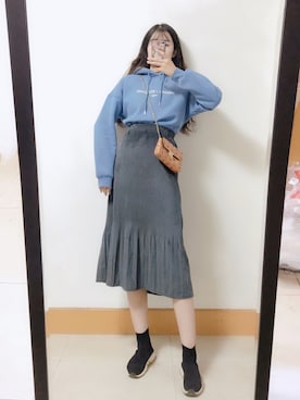 「盐系风格」｜「アイテム（スカート）」を使った、Tiffanyさん（レディース・168cm）の秋コーディネート