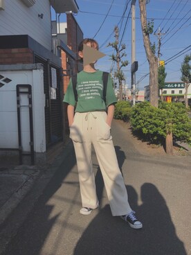 「GOGOSING（ゴゴシング）のアイテム（Tシャツ/カットソー）」を使った、ゆうかさん（レディース・158cm）の春コーディネート