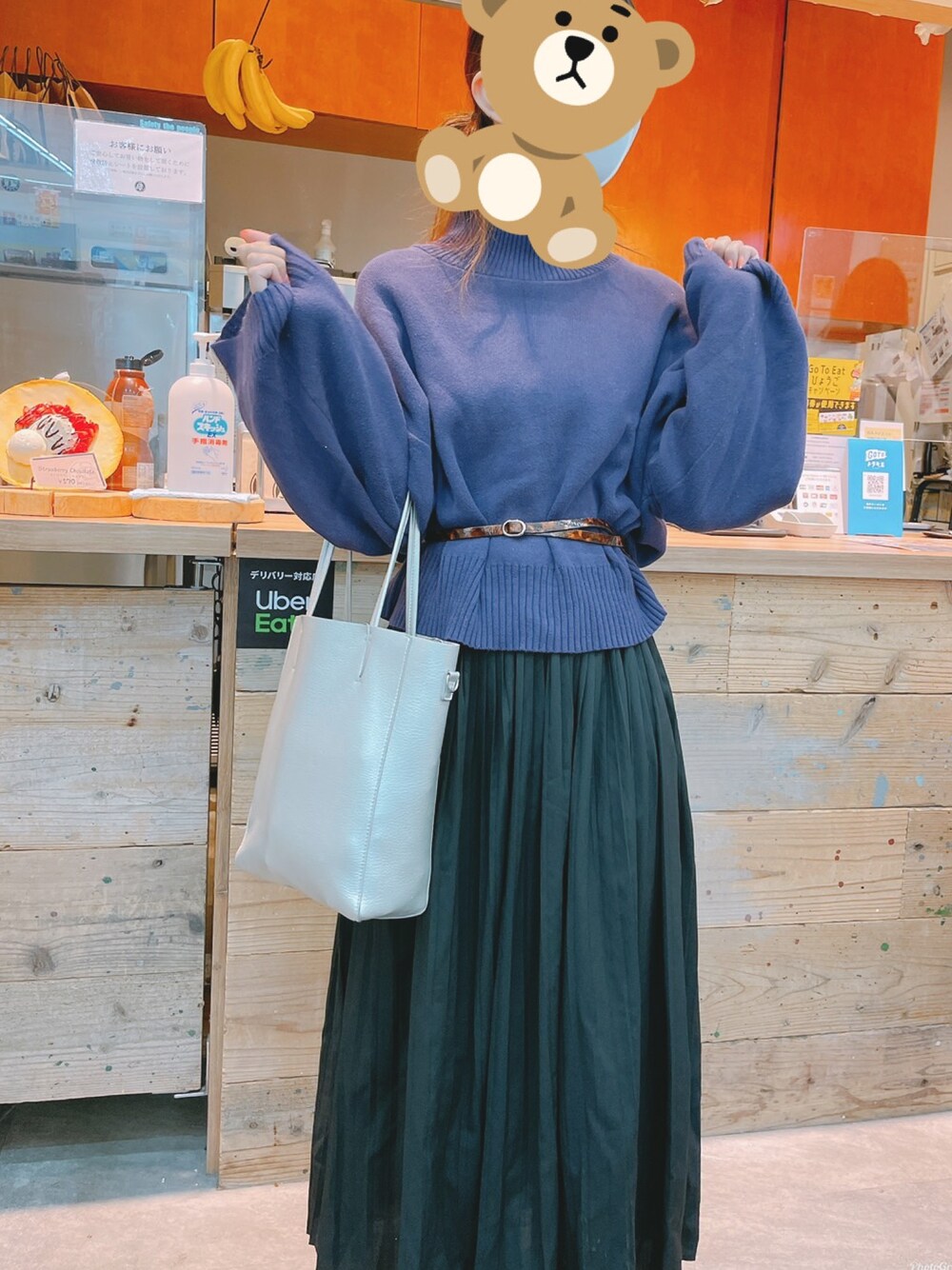 「秋冬コーデ、パープル×黒、ニットコーデ、おしゃれさんと繋がりたい」｜「JEANASISのWフェイスハイネックショートニット/842727（ニット/セーター、パープル系）」を使った、Manaさん（レディース・160cm）の秋コーディネートの1枚目の写真
