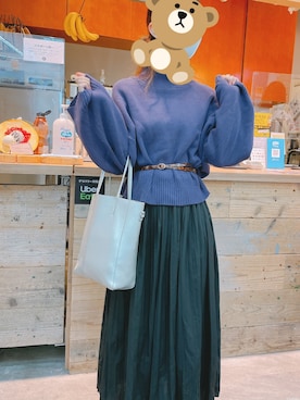 「パープル×黒」｜「アイテム（トートバッグ）」を使った、Manaさん（レディース・160cm）の秋コーディネート