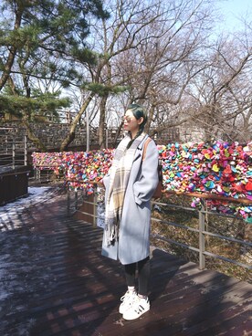 「MIRYOKU（ミリョク）のアイテム」を使った、陳玟蓁さん（レディース・172cm）の秋コーディネート