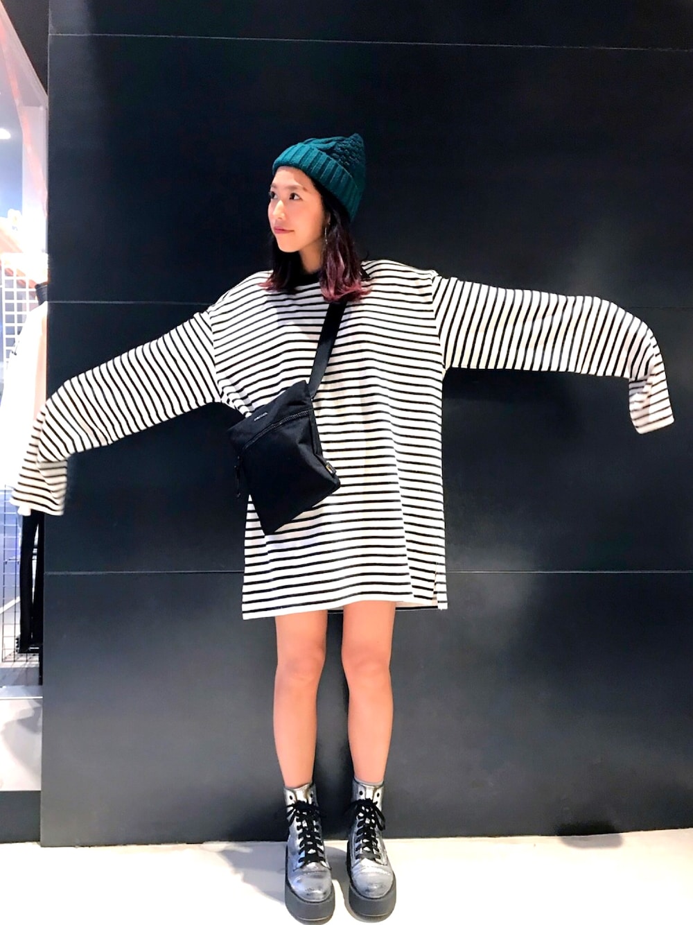 DIESELのブーツ（シルバー系）を使った人気ファッションコーディネート