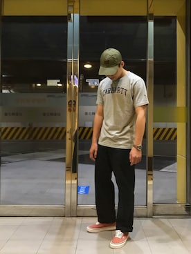 「※ALPHA（アルファ）のアイテム（キャップ）」を使った、Travisさん（メンズ・174cm）の秋コーディネート