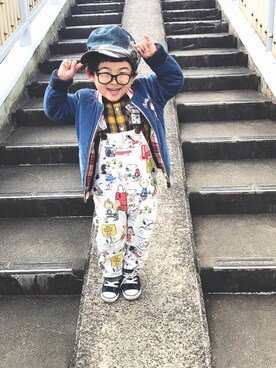 「柄×柄」｜「アイテム（オールインワン・サロペット）」を使った、ちけぱるさん（キッズ・100cm）の冬コーディネート