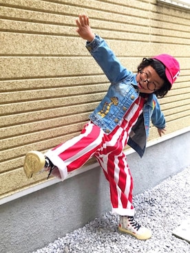 「ロールアップ」｜「アイテム（サロペット/オーバーオール）」を使った、ちけぱるさん（キッズ・110cm）の秋コーディネート