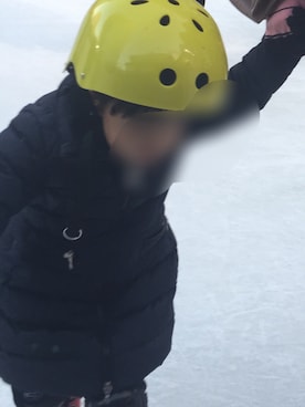 「MONCLER（モンクレール）のアイテム（ダウンジャケット/コート）」を使った、khkeさん（キッズ・100cm）の冬コーディネート
