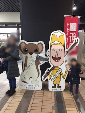 「MONCLER（モンクレール）のアイテム（ダウンジャケット/コート）」を使った、khkeさん（キッズ・100cm）の春コーディネート