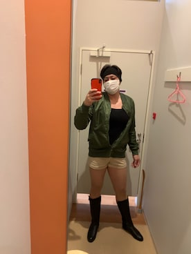 「BCBG（ビーシービージー）のアイテム」を使った、ryoko.5360さん（メンズ・180cm）の秋コーディネート