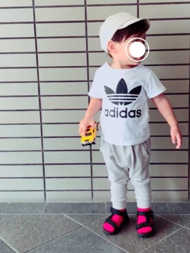 iii-kun☺︎★使用（韓国子ども服）的時尚穿搭