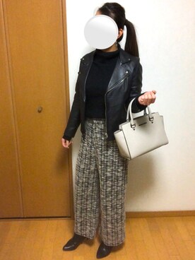 「Simplicite（サンプリシテ）のアイテム（パンツ、ブラック系）」を使った、HIROさん（レディース・161cm）の冬コーディネート