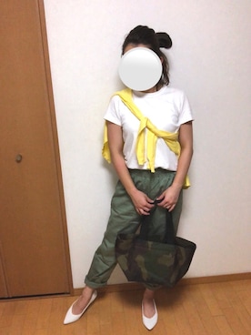 「UNIQLO（ユニクロ）のクルーネックT（半袖）（Tシャツ/カットソー、ホワイト系）」を使った、HIROさん（レディース・161cm）の夏コーディネート