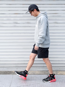 「NIKE（ナイキ）のアイテム（スニーカー、ブラック系）」を使った、tatsuya さん（メンズ・172cm）の春コーディネート