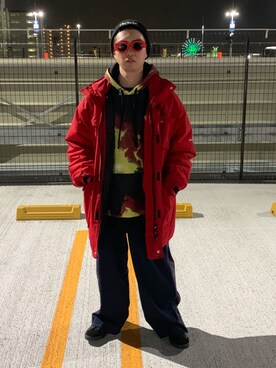 「Guess（ゲス）のアイテム（パーカー）」を使った、Daisukeさん（メンズ・164cm）の冬コーディネート