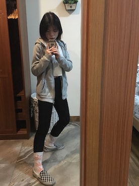 「VANS（バンズ）のアイテム（その他アウター）」を使った、屎味榴莲さん（レディース・158cm）の冬コーディネート
