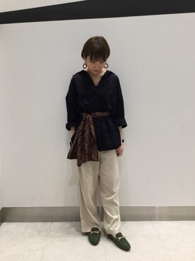 「アイテム（ローファー、グリーン系）」を使った、ORientalTRaffic 京阪モール店さん（レディース・156cm）の秋コーディネート