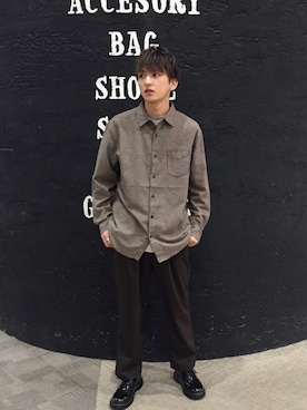 「Confirm（コンファーム）のアイテム」を使った、コンファーム・イルズ 高崎さん（メンズ・175cm）の秋コーディネート