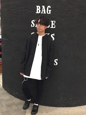 「Confirm（コンファーム）のアイテム」を使った、コンファーム・イルズ 高崎さん（メンズ・175cm）の冬コーディネート