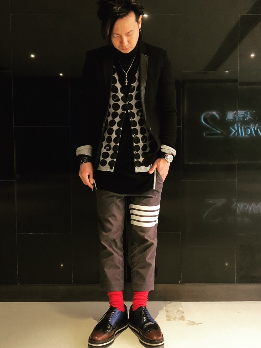 「ootd、outfit、fashion、STYLE、街頭穿搭、鹽系風格、男友風、韓系、日系極簡、国潮」｜「HELMUT LANGのアイテム（テーラードジャケット、ブラック系）」を使った、jimchoi0317さん（メンズ・170cm）の春コーディネートの1枚目の写真