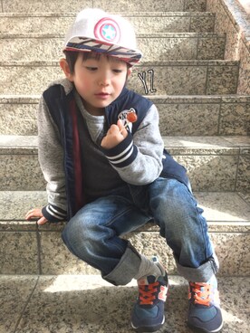 「Abercrombie&Fitch（アバークロンビーアンドフィッチ）のアイテム（ブルゾン）」を使った、retさん（キッズ・110cm）の春コーディネート
