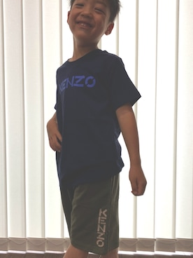 「KENZO」｜「アイテム（カーゴパンツ）」を使った、rstwinsさん（キッズ・110cm）の春コーディネート