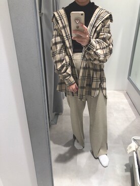 「しまむら（シマムラ）のアイテム（シャツ/ブラウス、ブラウン系）」を使った、akiさん（レディース）の秋コーディネート